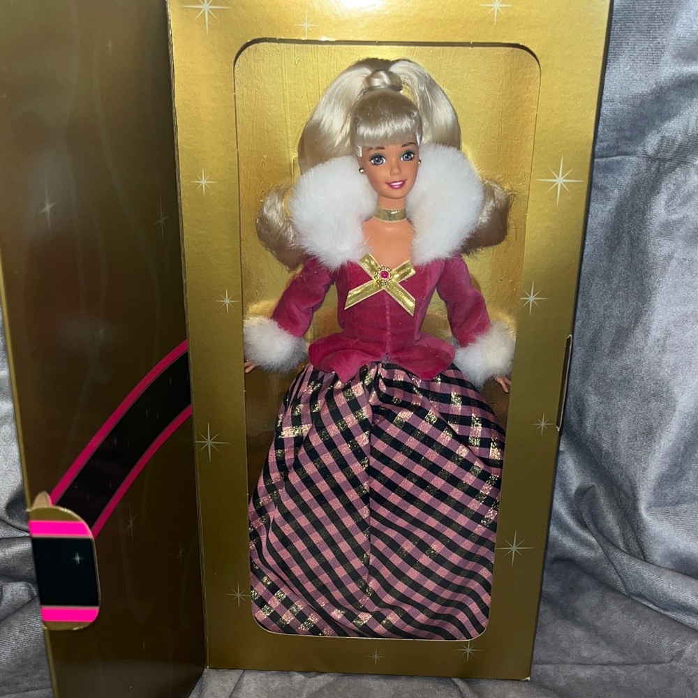 Avon Winter Rhapsody Special Edition Doll